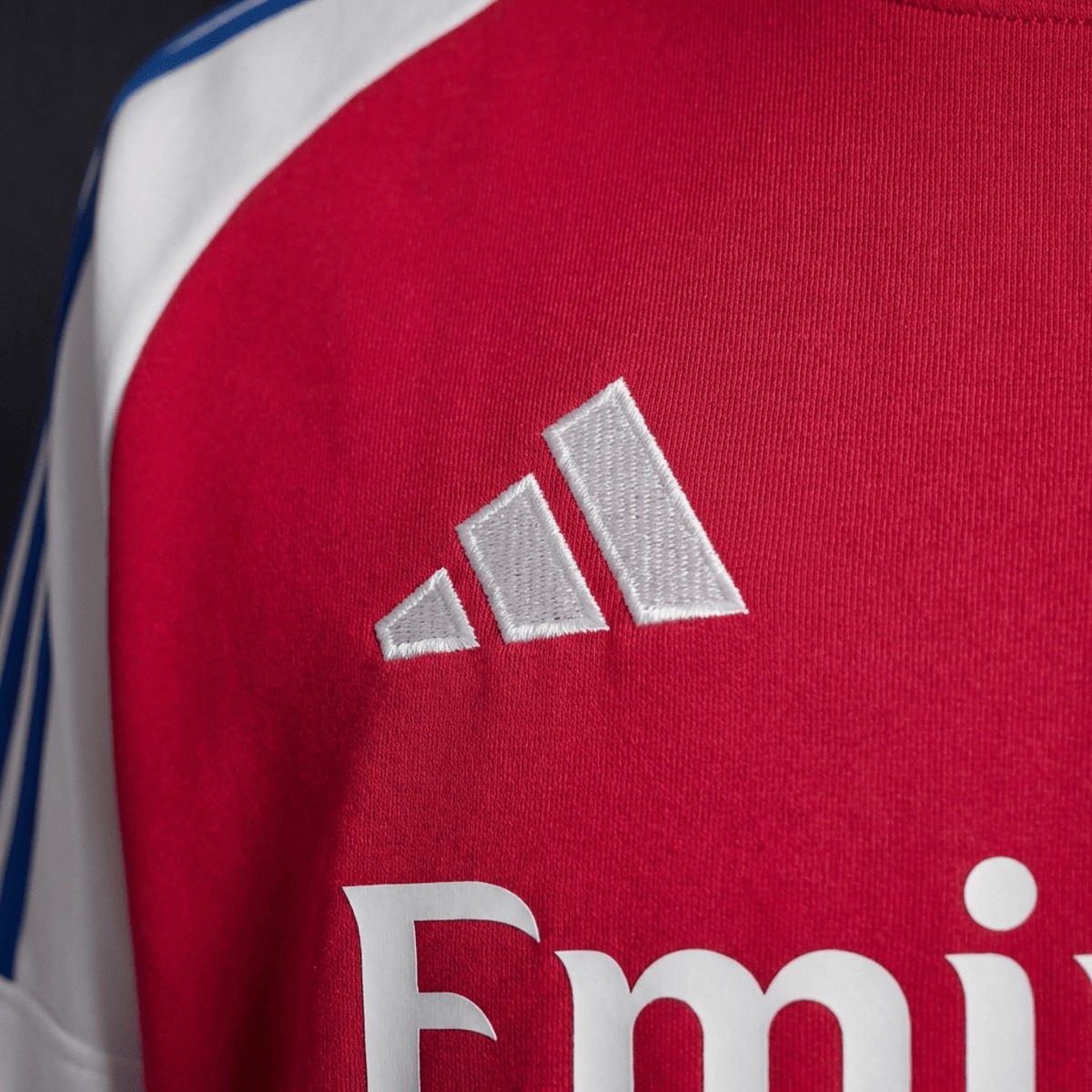 2025/26 Arsenal Long Sleeve Red Sweatshirt