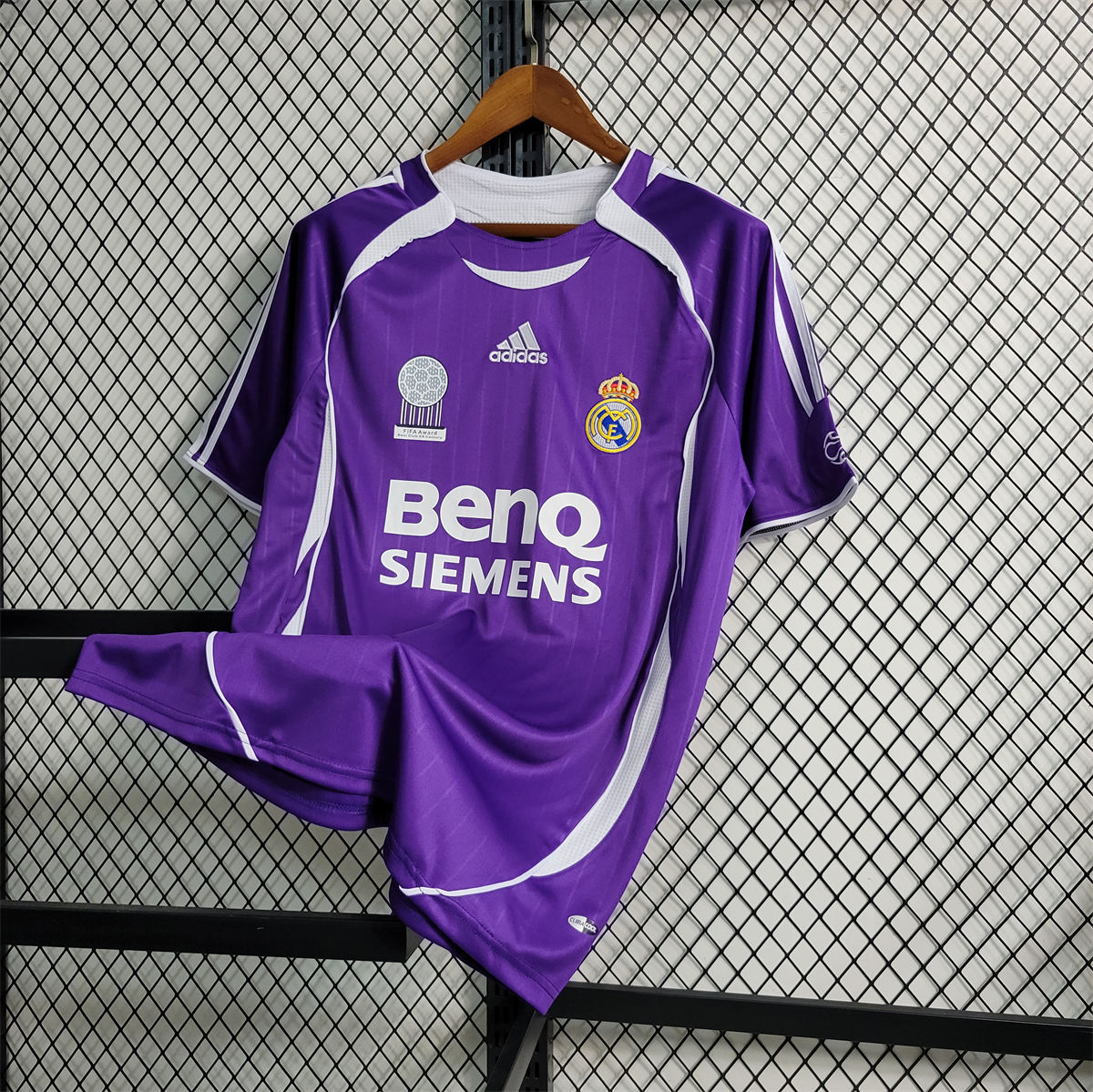 Real Madrid Retro 2006 Purple jersey Fan Version