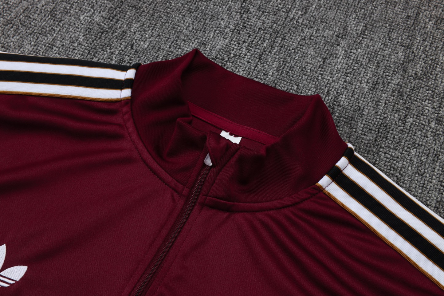 202526 Ajax maroon Long-sleeved half-pull training kit Football team kit
