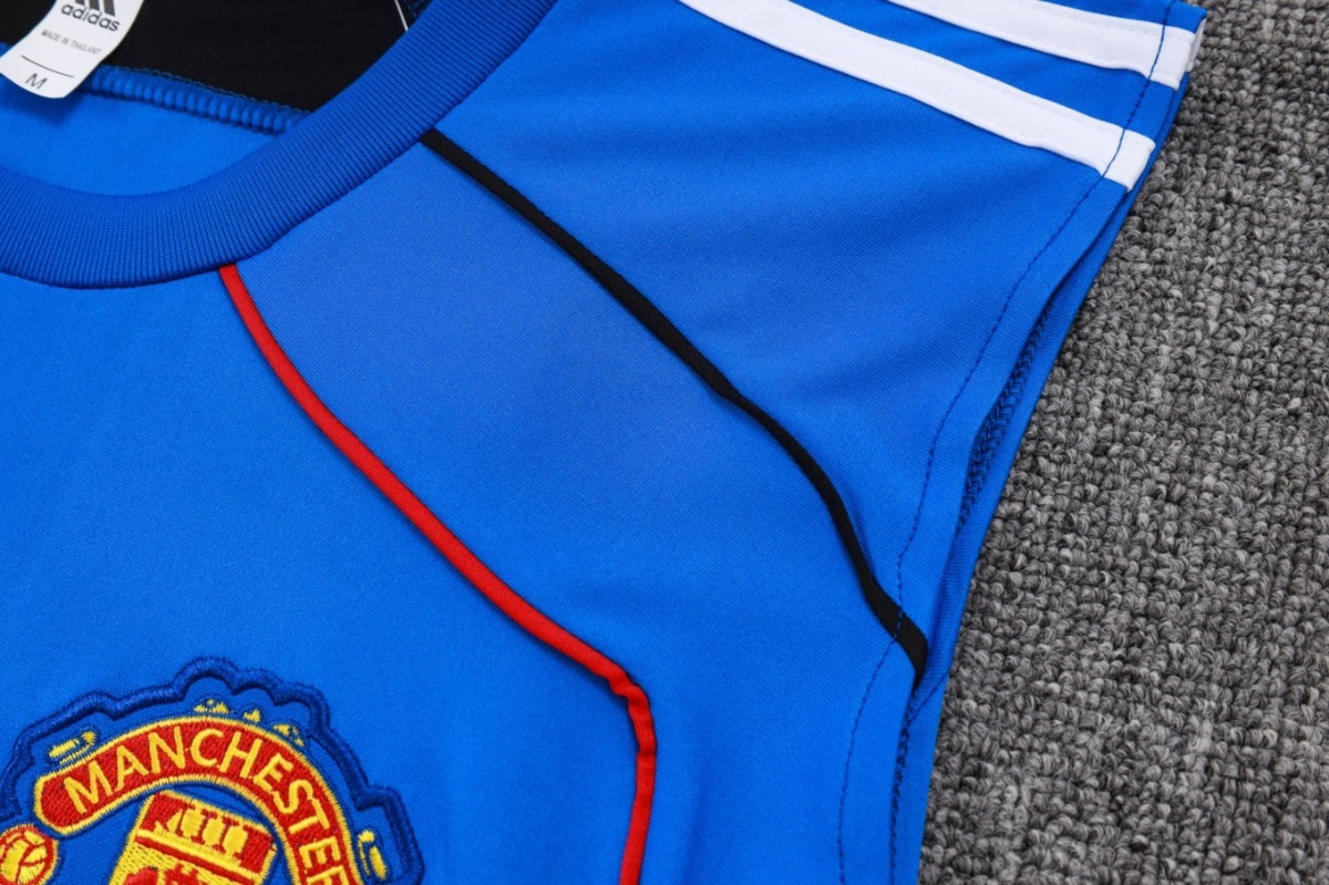 2026 Manchester United Colorful Blue Training Set Shirtand Shorts