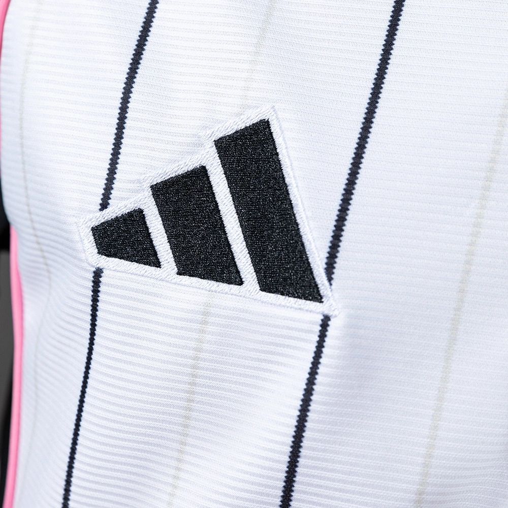 2025/26 Juventus US Pack Full-Button Baseball White jersey Fan version