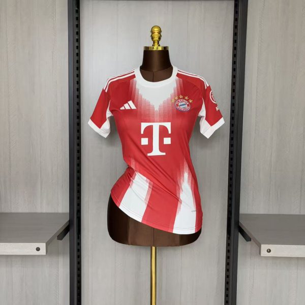 2025/26 Bayern Munich Home Women's Jersey Fan Version