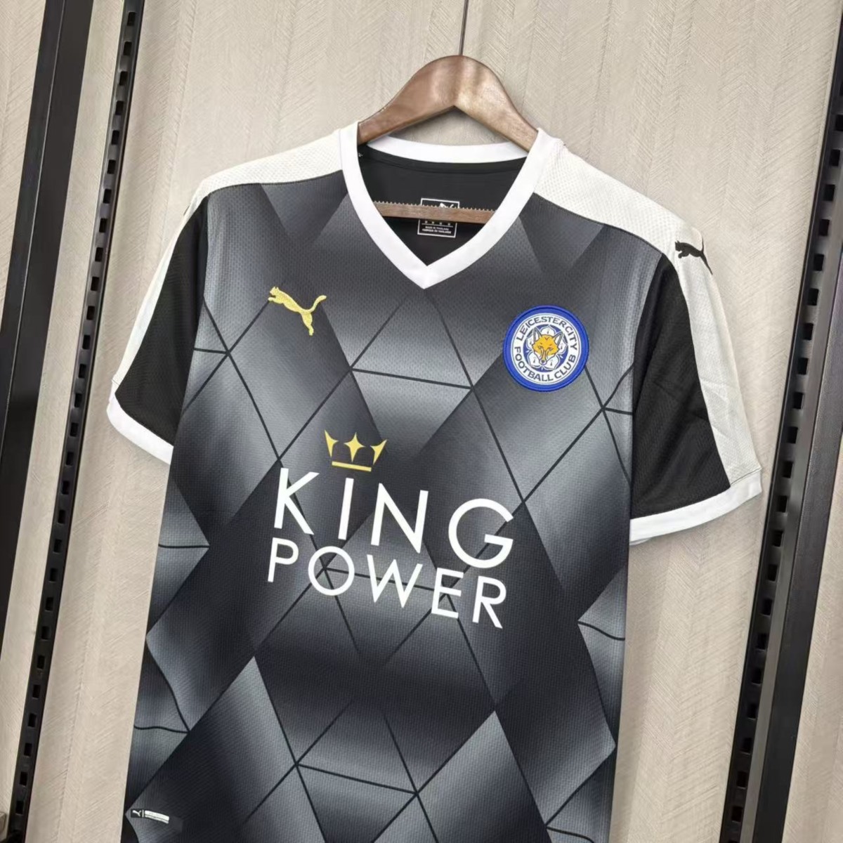 Retro Leicester City 2015/16 Away Jersey Fan Version