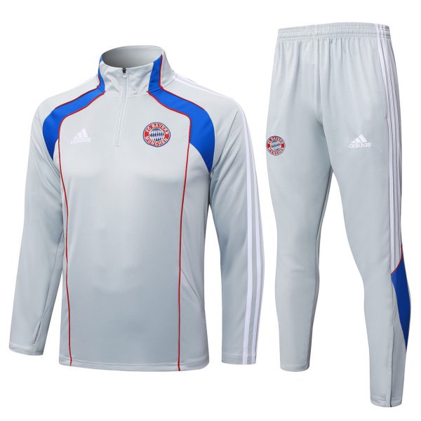 202526 Bayern Munich white-blue Long-sleeved half-pull training kit Football team kit