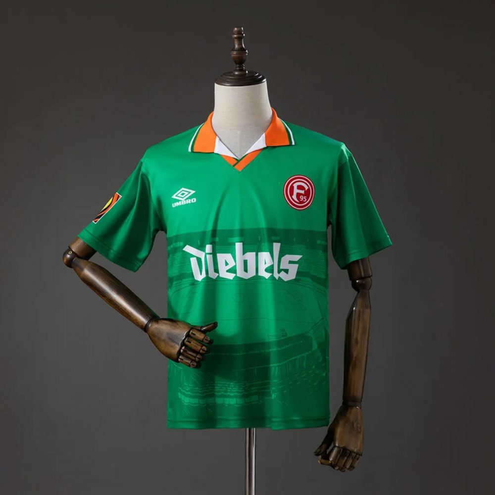 Retro Fortuna Düsseldorf 1996 Away Jersey Fan Version