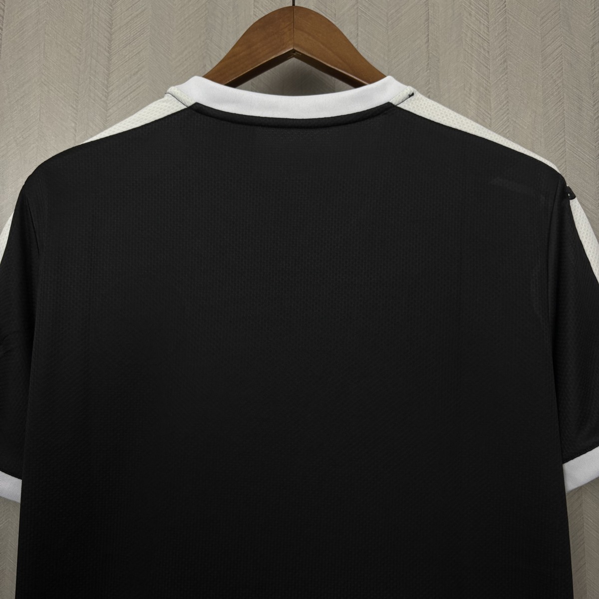 Retro Leicester City 2015/16 Away Jersey Fan Version