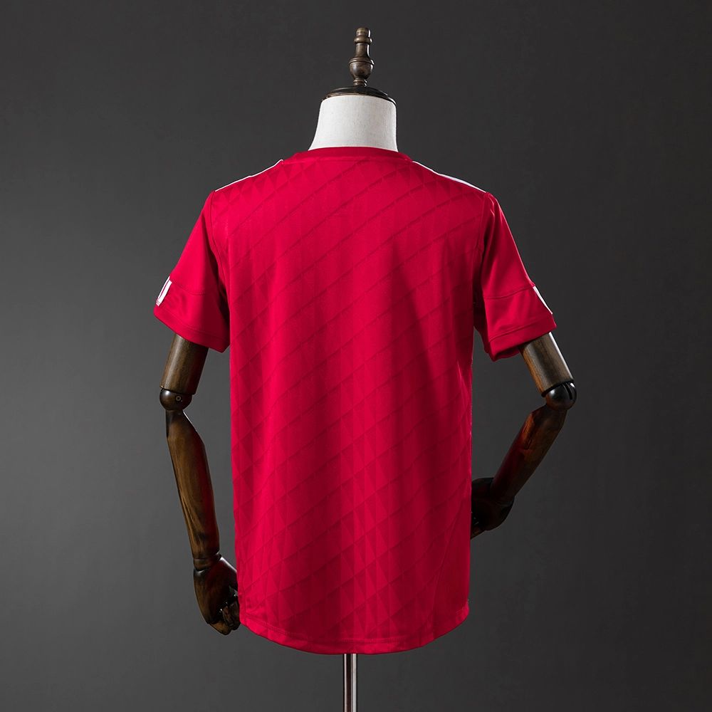 Retro Liverpool 2010/11 Home jersey Fan Version