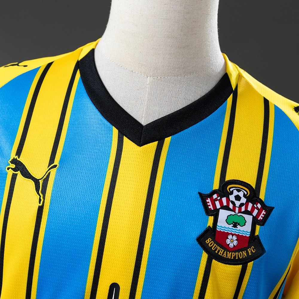 2025/26 Southampton Away jersey Fan Version