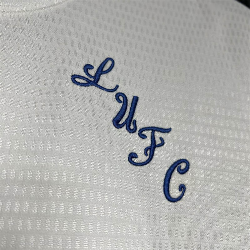 Retro Leeds United F.C. 1995/96 Home jersey Fan Version