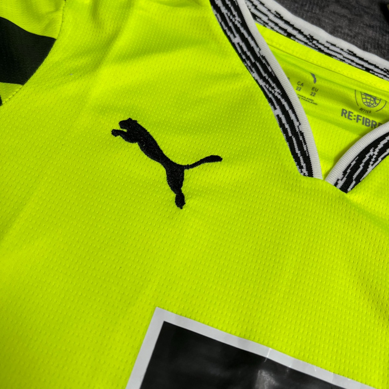 2025/26 Dortmund fluorescent green jersey kids Kits size: 16-28