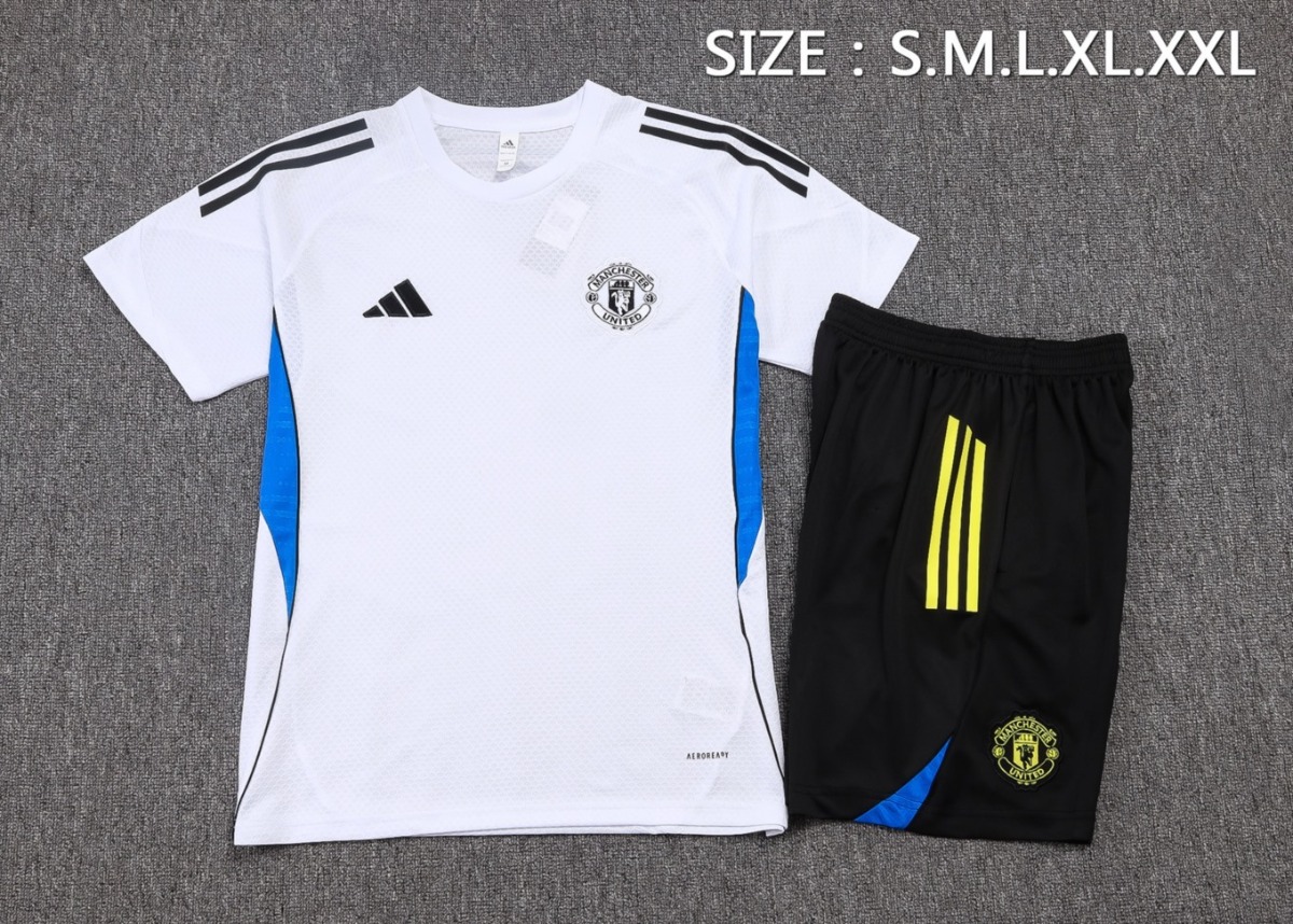 2026 Manchester United White Training Set Shirt andShorts