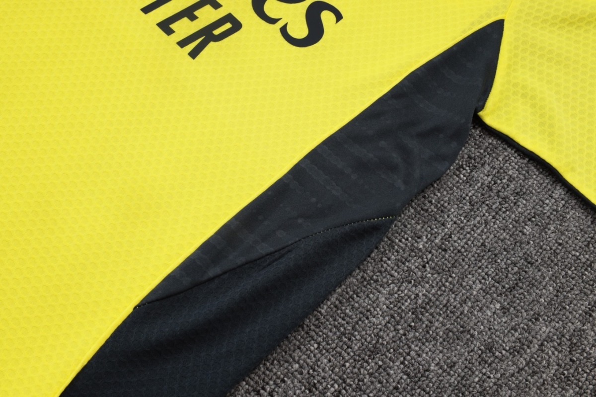 2026 Real Madrid Yellow Training Set Shirt and Shorts