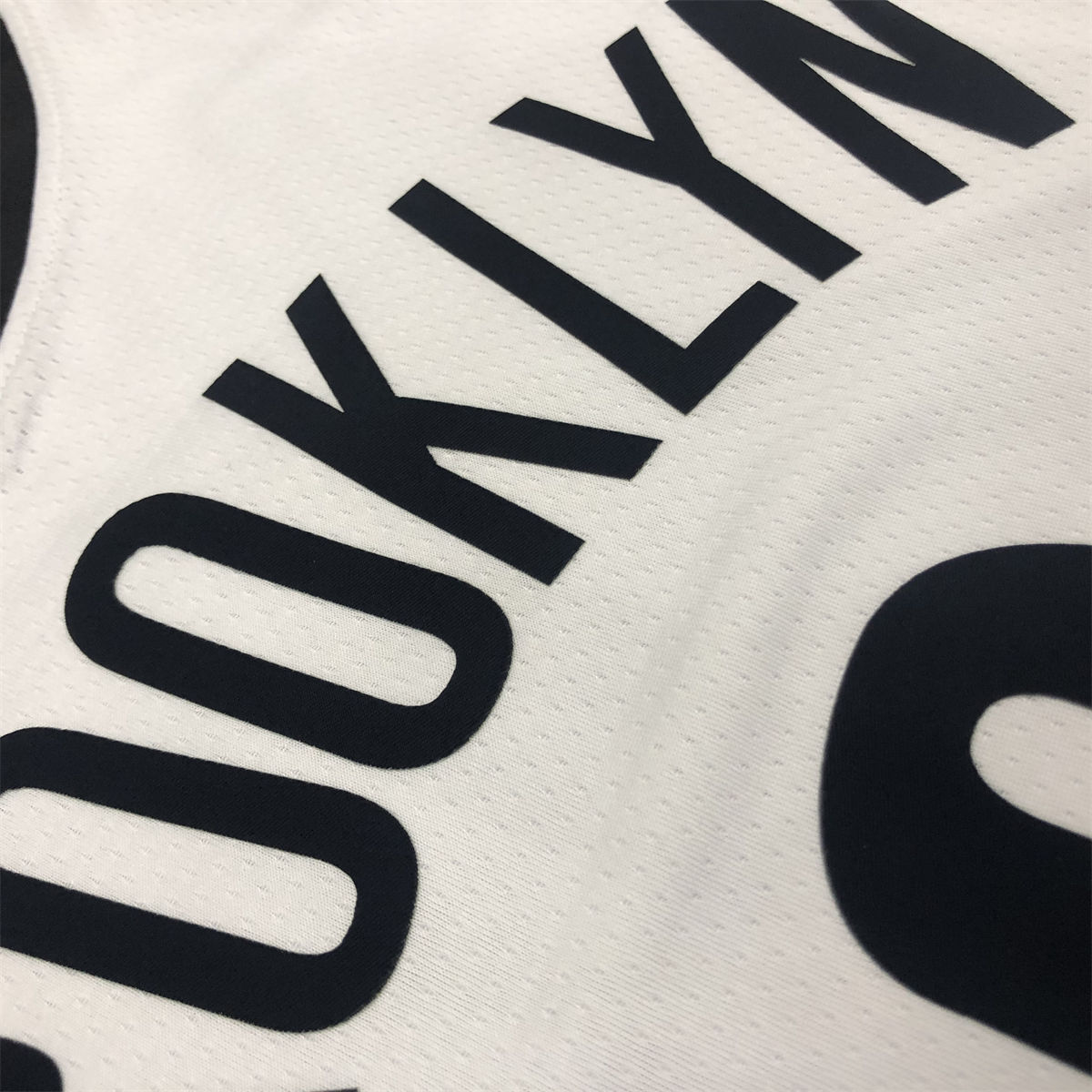 NBA Brooklyn Nets V-Neck White Jersey GRIFFIN#2 S-XXL
