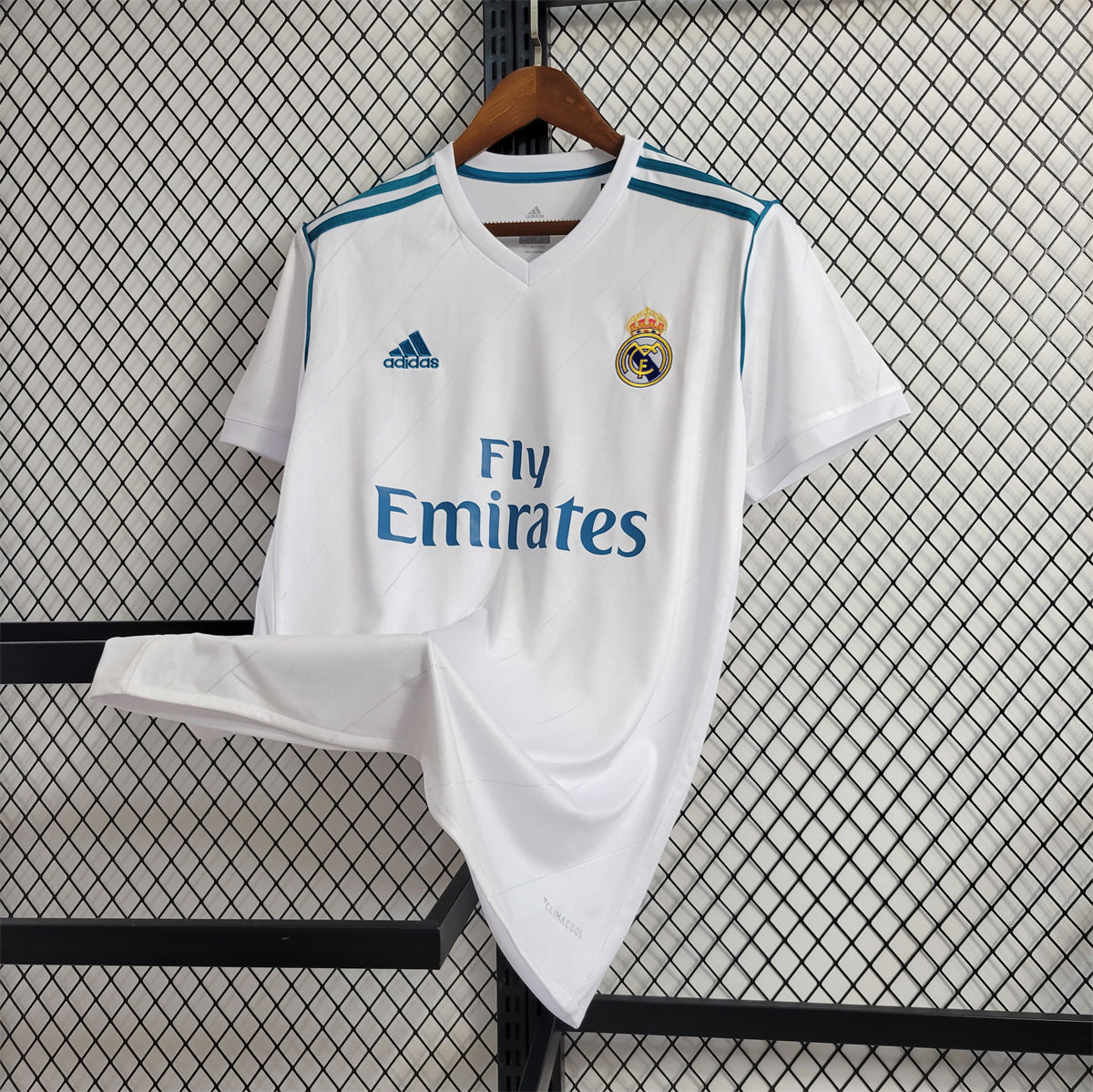 Retro Real Madrid 17/18  home jersey Fan Version