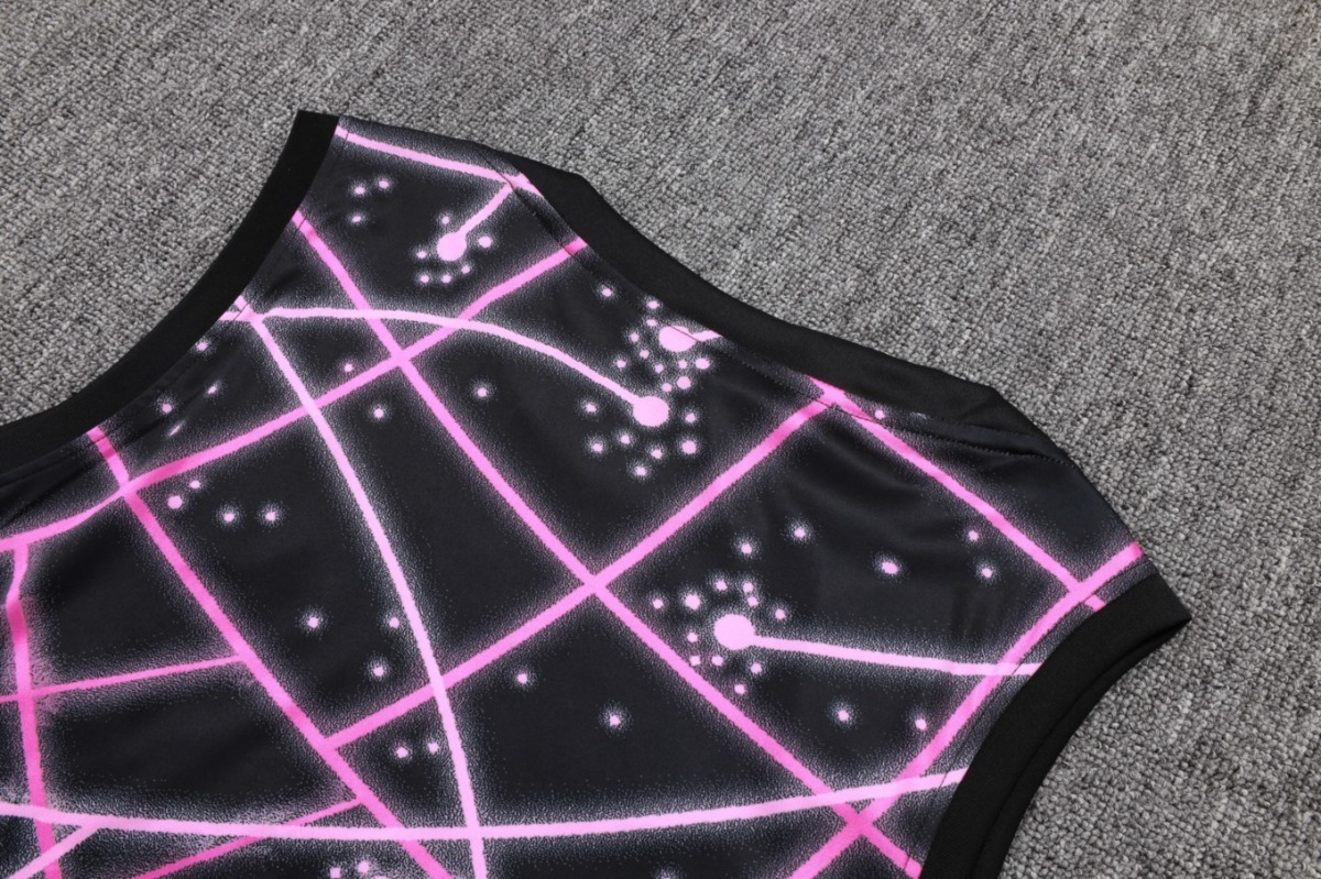 2026 PSG Black Training Set Shirt and Shorts