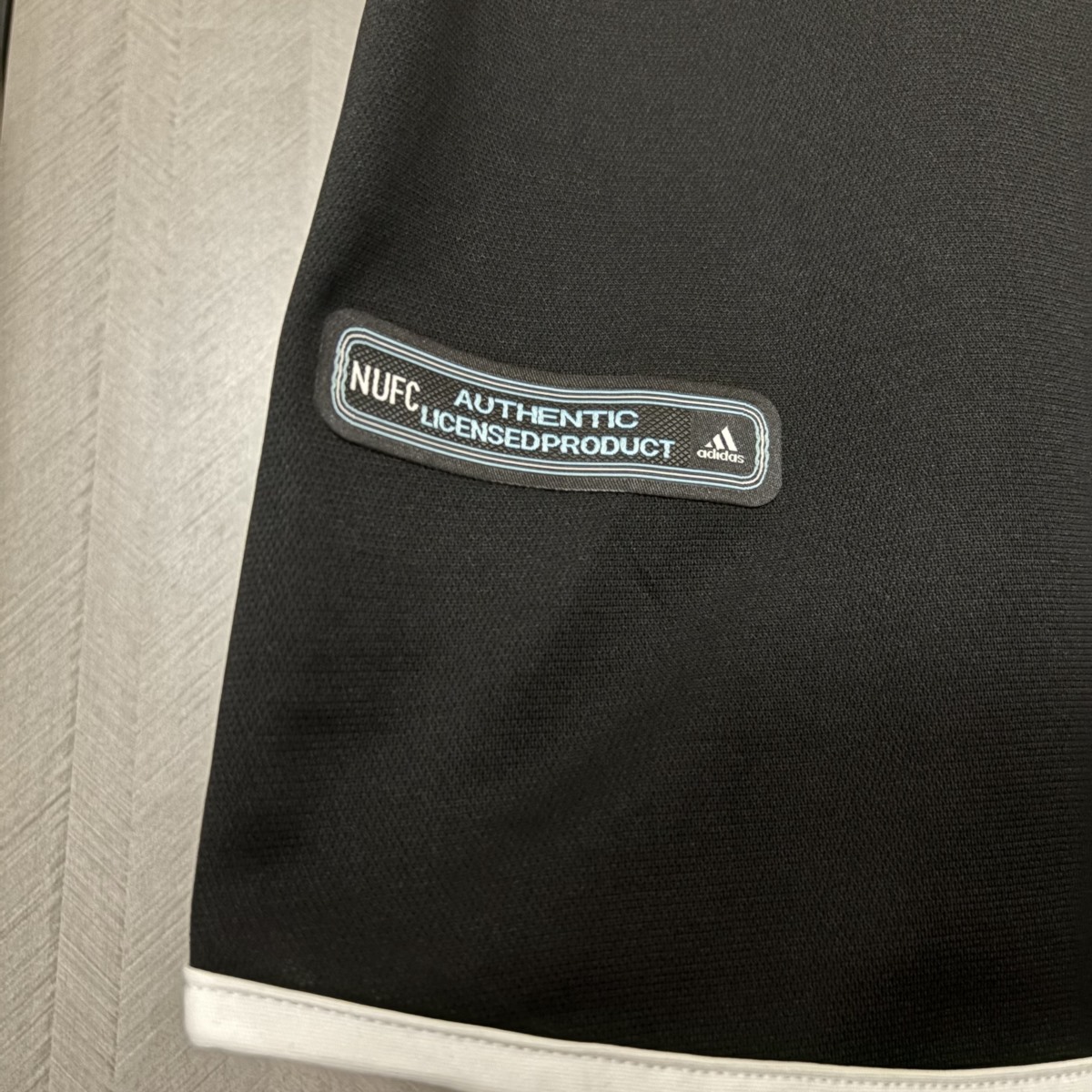 Retro Newcastle United 2000/01 Away jersey Fan Version