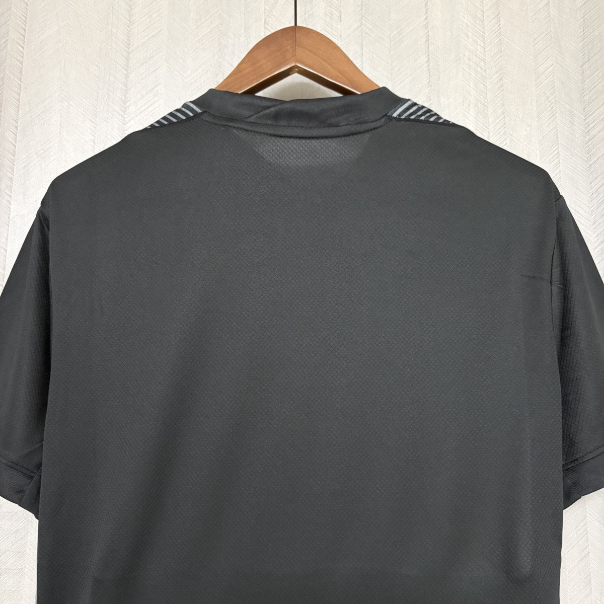 2025/26 Corinthians Black goalkeeper jersey Fan version