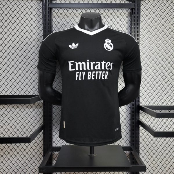 24/25 Real Madrid Black goalkeeper Special edition Jersey Player Version