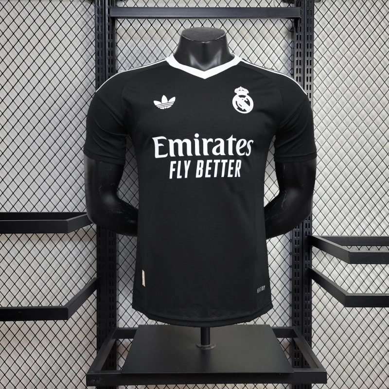 24/25 Real Madrid Black goalkeeper Special edition Jersey Player Version