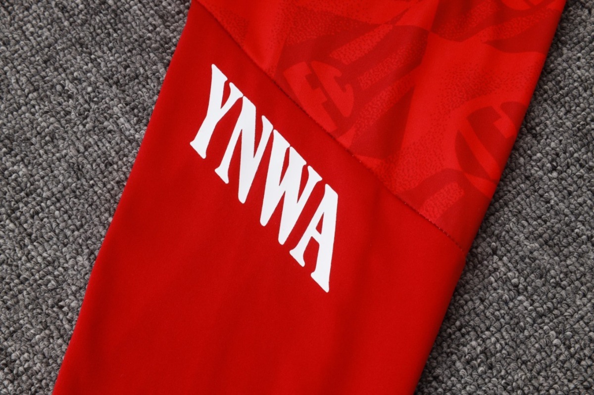 2026 Liverpool Red Long-sleeved half-pull training kit