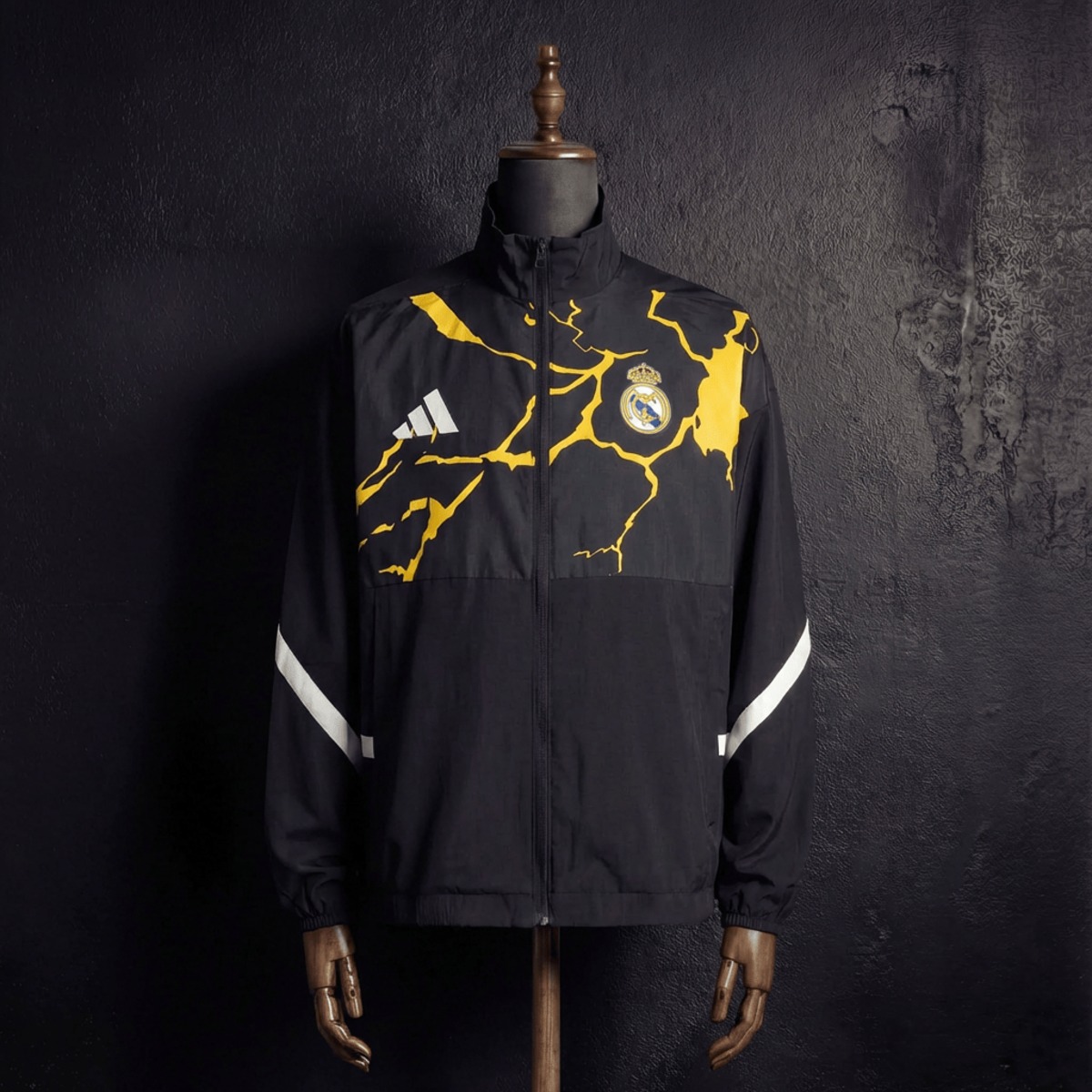 2025/26 Real Madrid Black Windbreaker Sport Unifom
