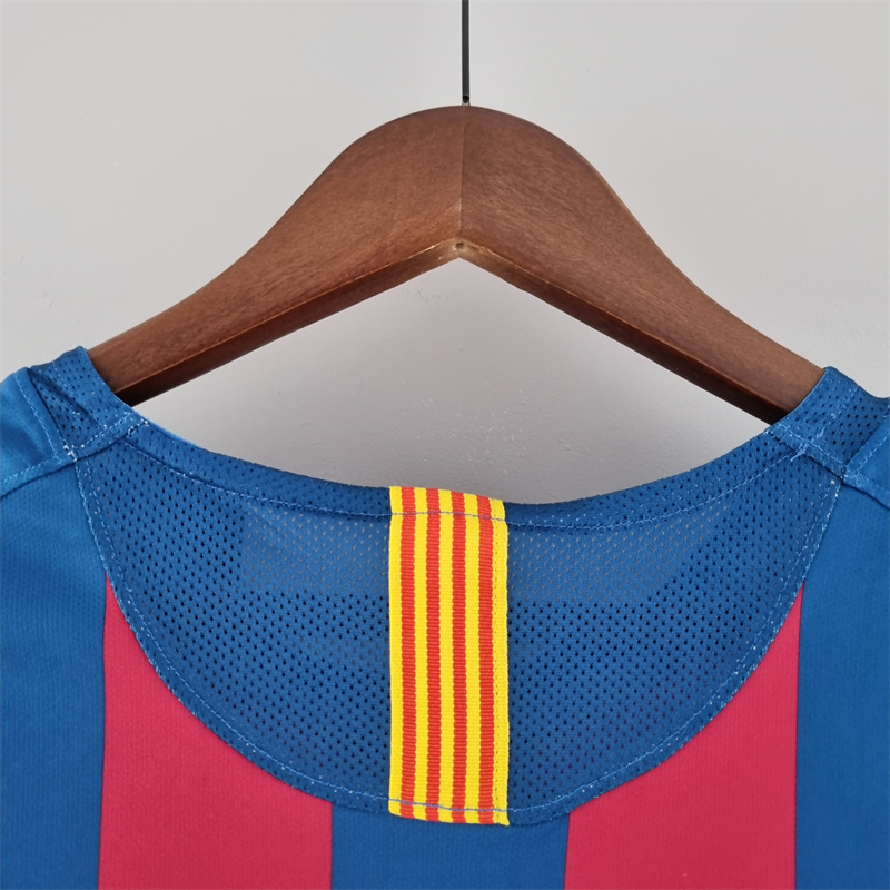 Retro Barcelona 05/06 long sleeve home jersey Fan Version
