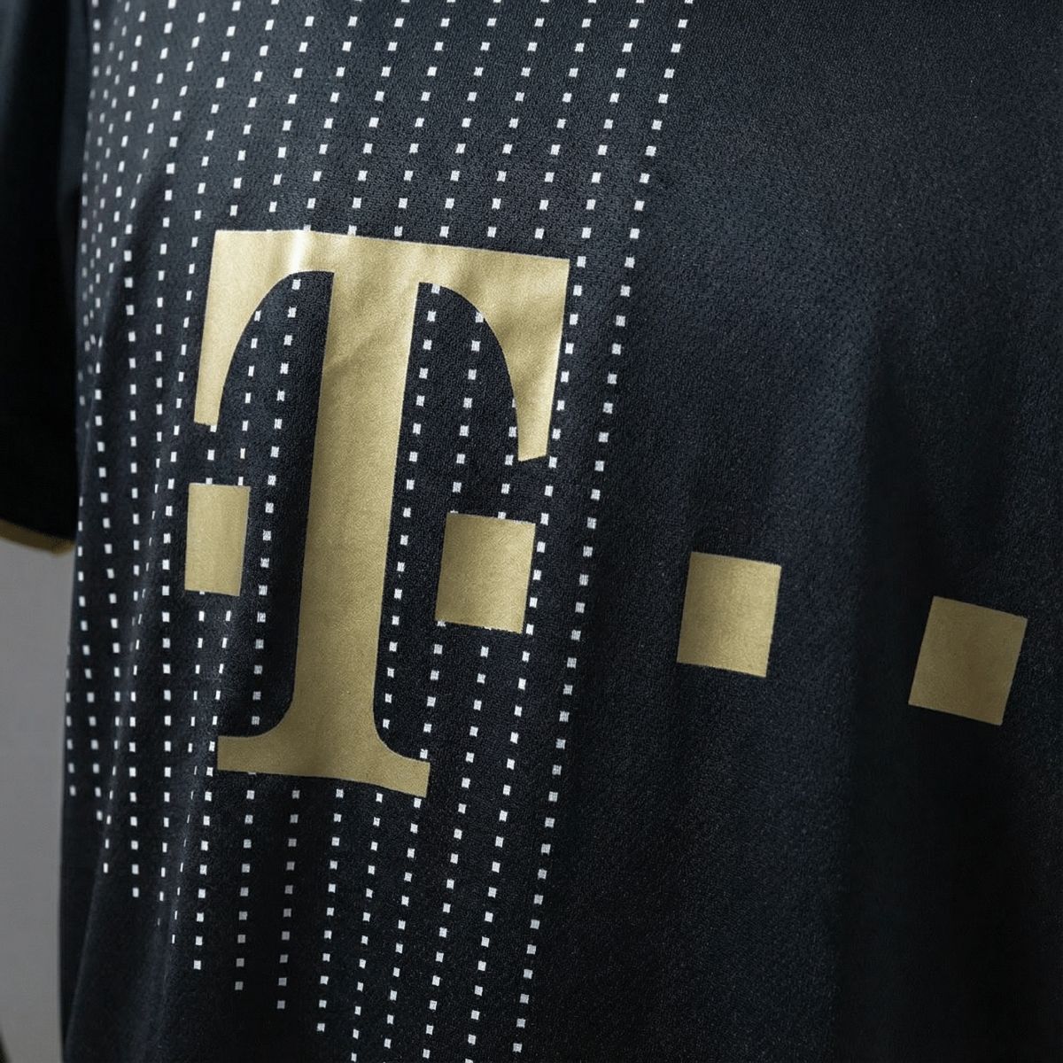 Retro Bayern Munich 2021/22 Away jersey Fan Version