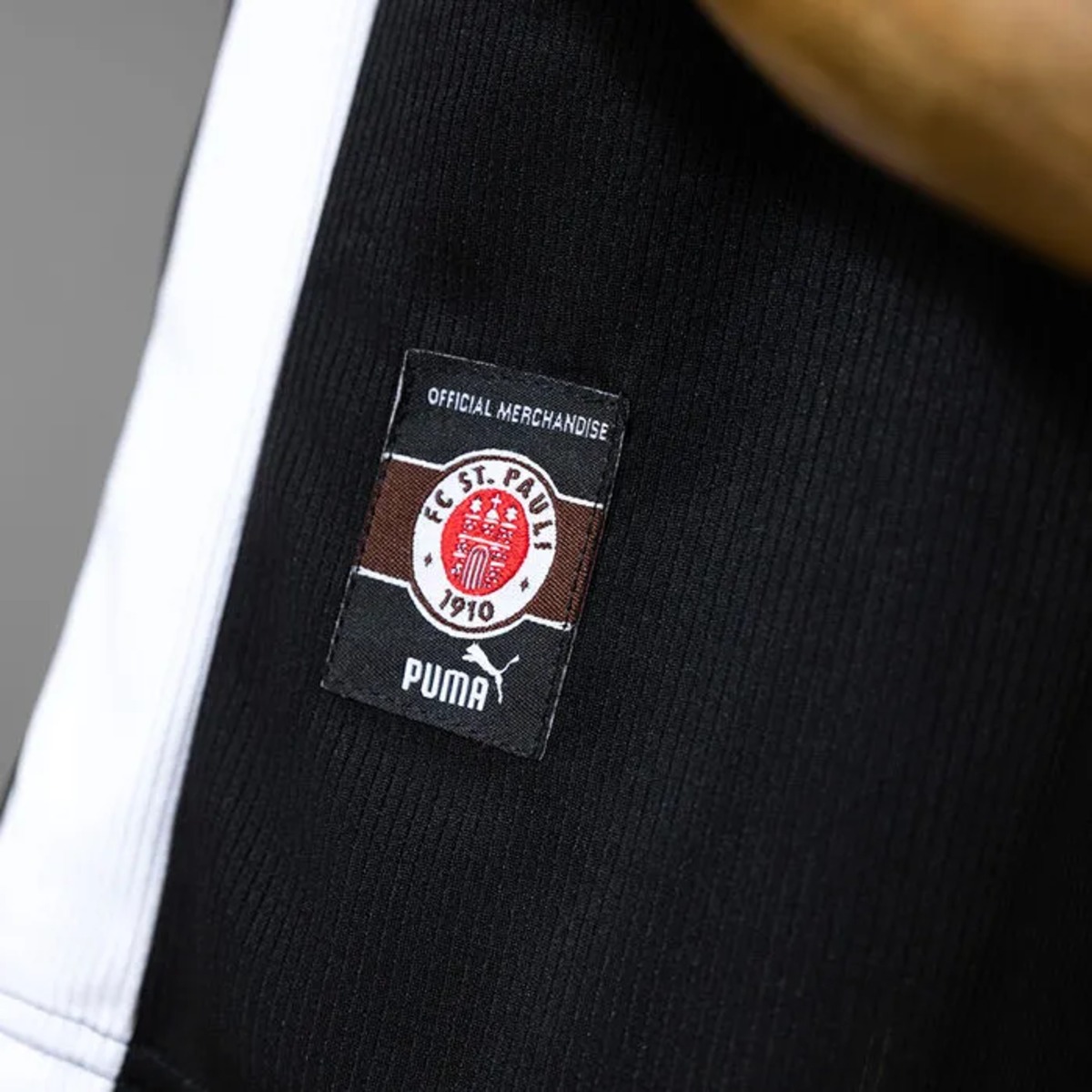 Retro 1999/2000 FC St. Pauli Away Jersey Long Sleeve Fan Version
