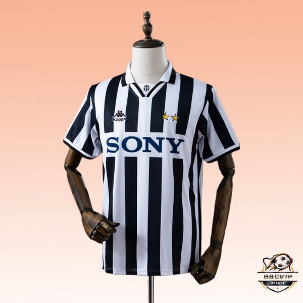 Retro Juventus 1995/97 Home  jersey Fan Version