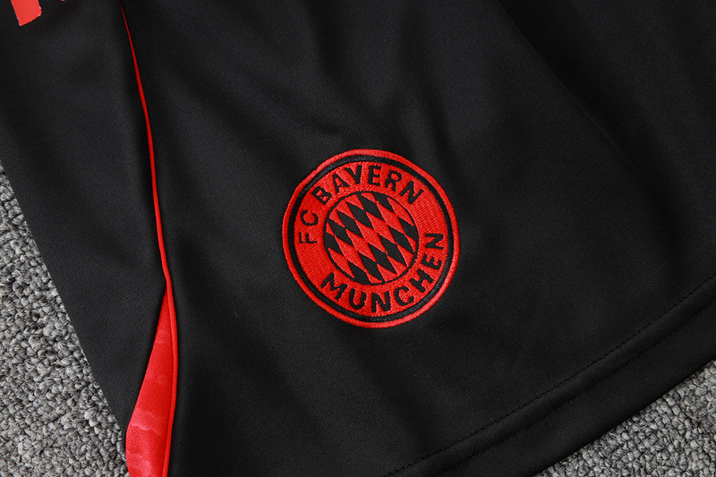 2025/26 Bayern Munich Black Training Set Shirt and Shorts