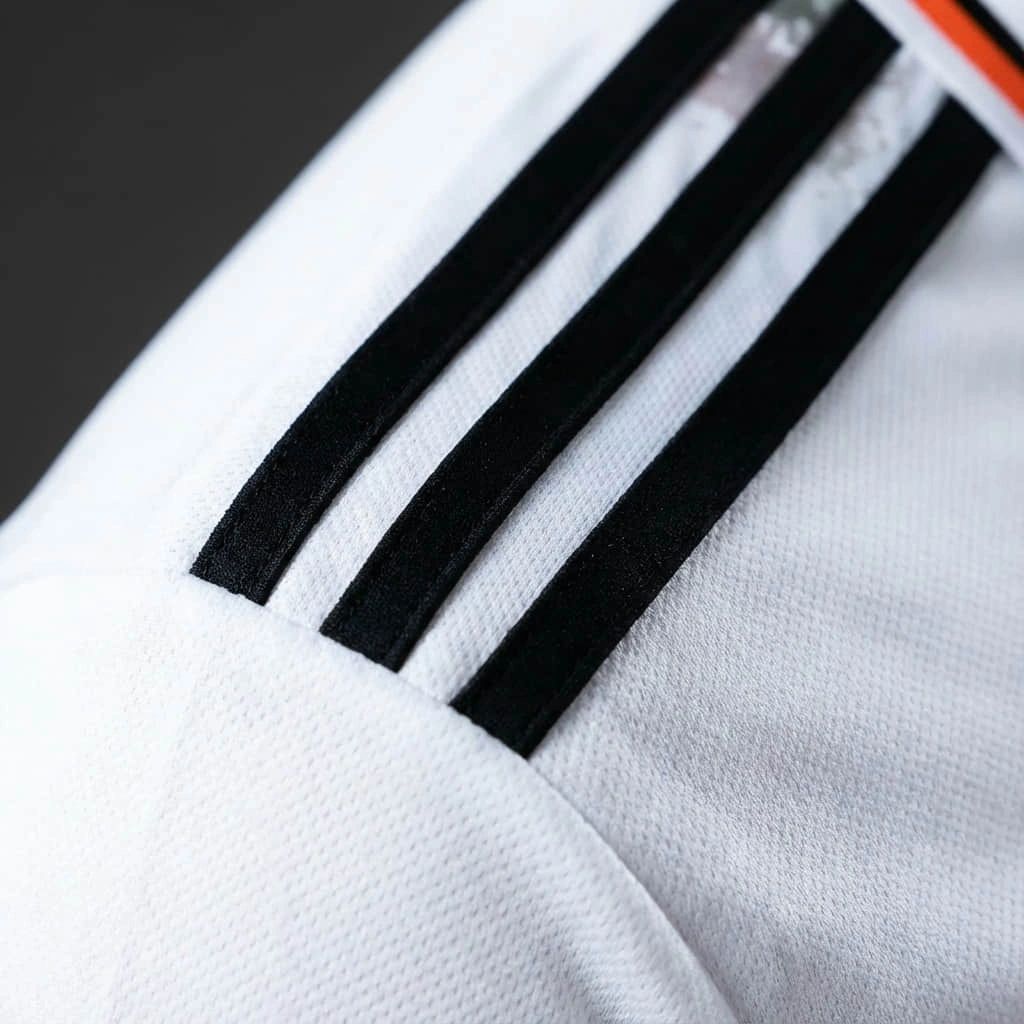 2025/26 Japan Special Edition White Jersey Fan Version