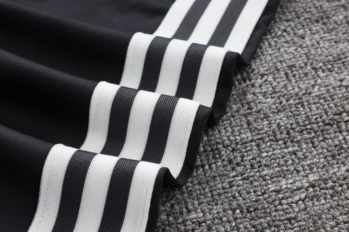 2026 Germany Dark gray Long-sleeved half-pull training kit