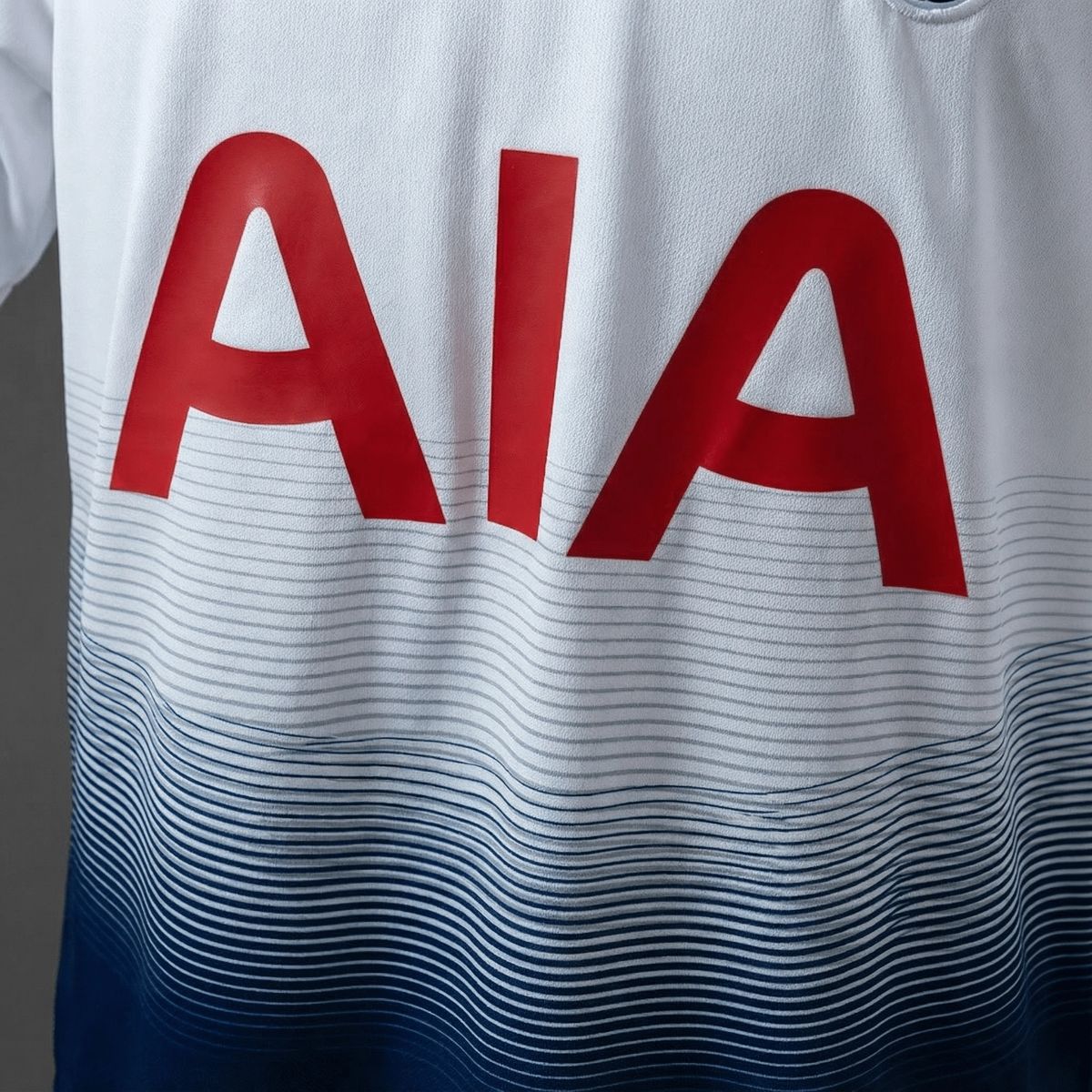 Retro Tottenham 2018/19 Home jersey Fan Version
