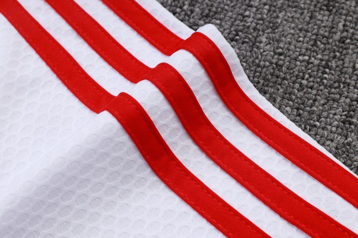 2026 Bayern Munich White Training Set Shirt and Shorts
