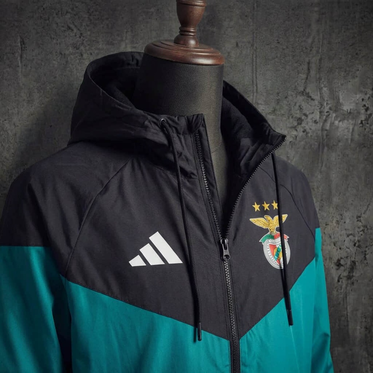 2026/27 Benfica Black and Green Windbreaker Sport Unifom