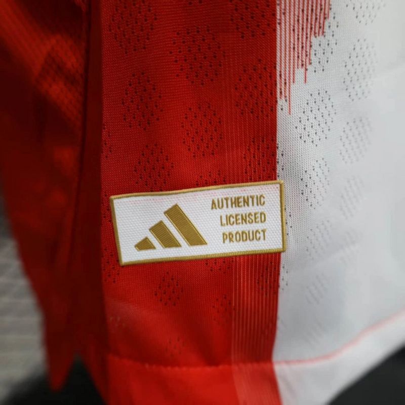 2025/26 Bayern Munich Home Long Sleeve Jersey Player Version