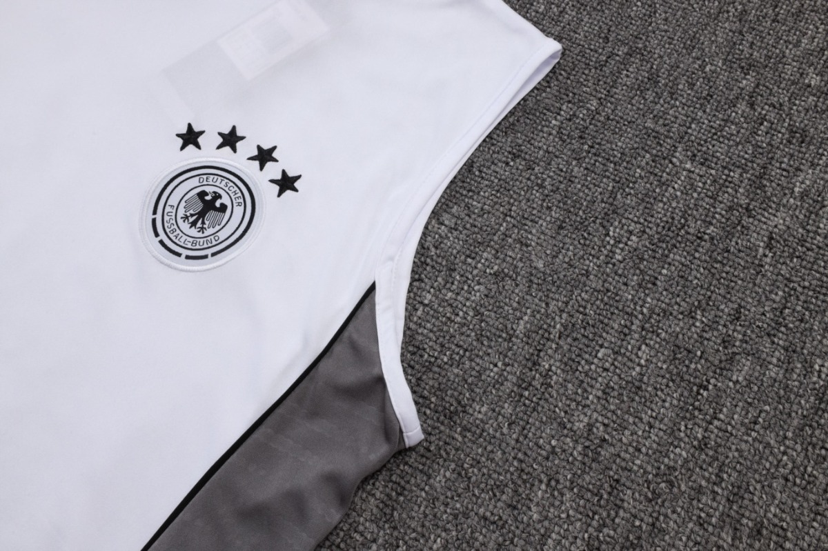 2026 Germany White Training Set Shirt and Shorts