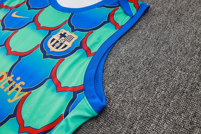 24/25 Barcelona Green Training Set Shirt and Shorts