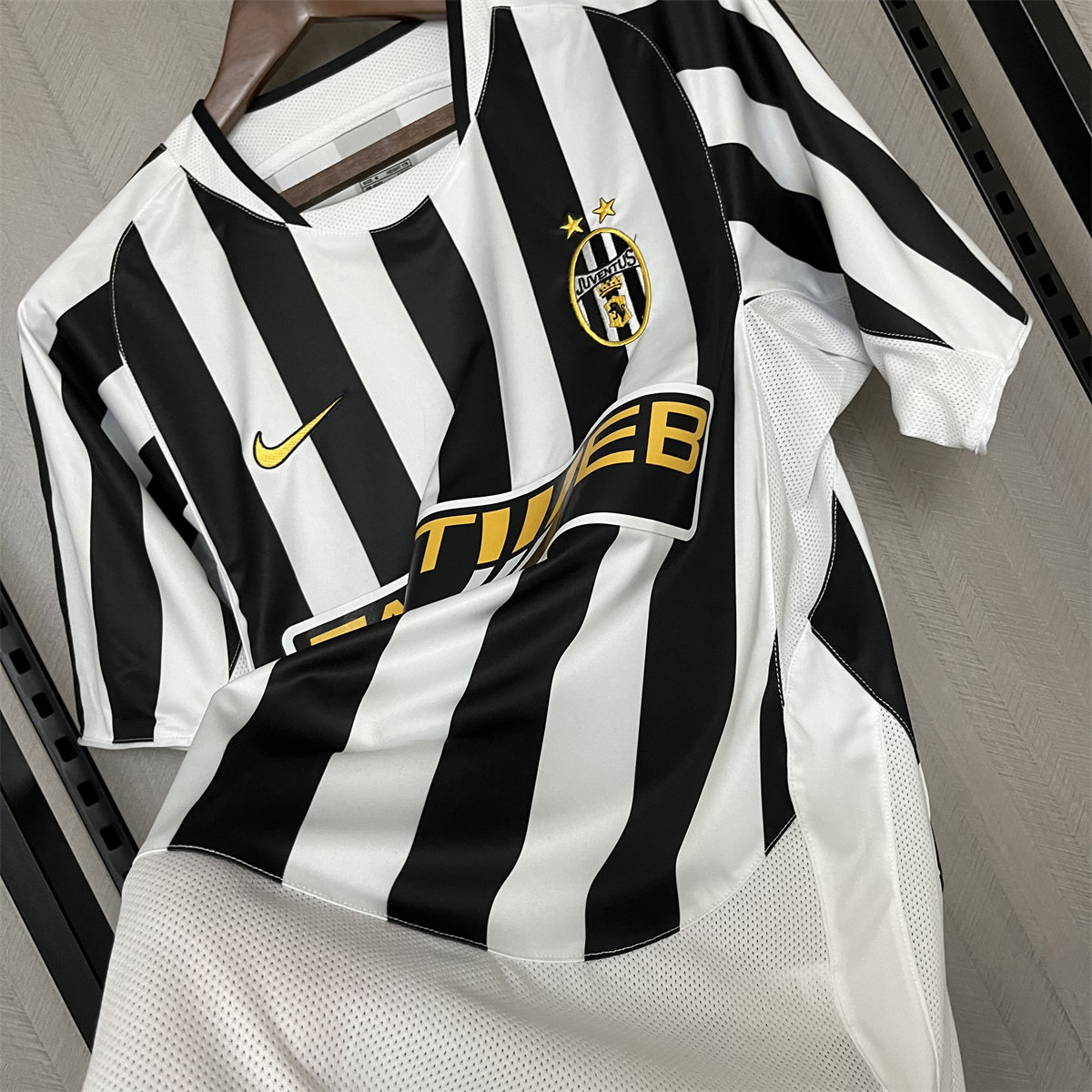 Retro Juventus 03/04 Home  jersey Fan Version