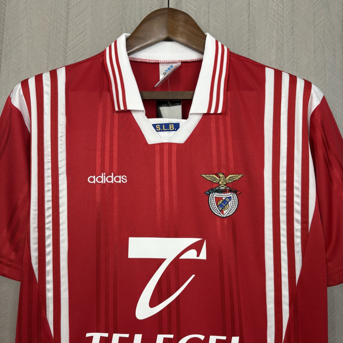 Retro Benfica 1997/98 Home Jersey Fan Version