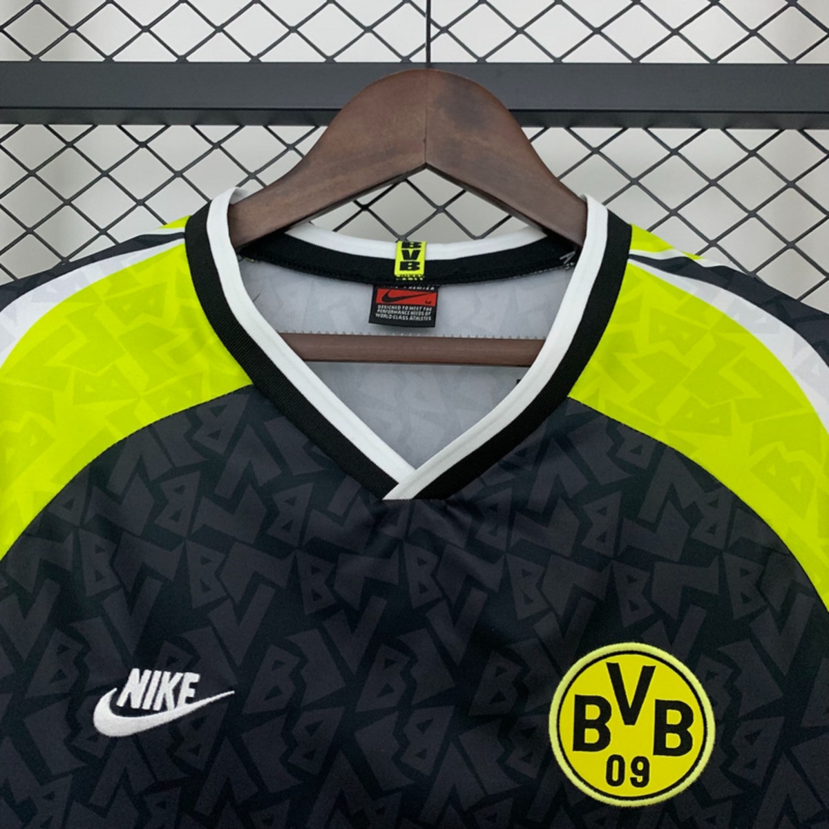 Retro Dortmund 95/96 Away jersey Fan Version