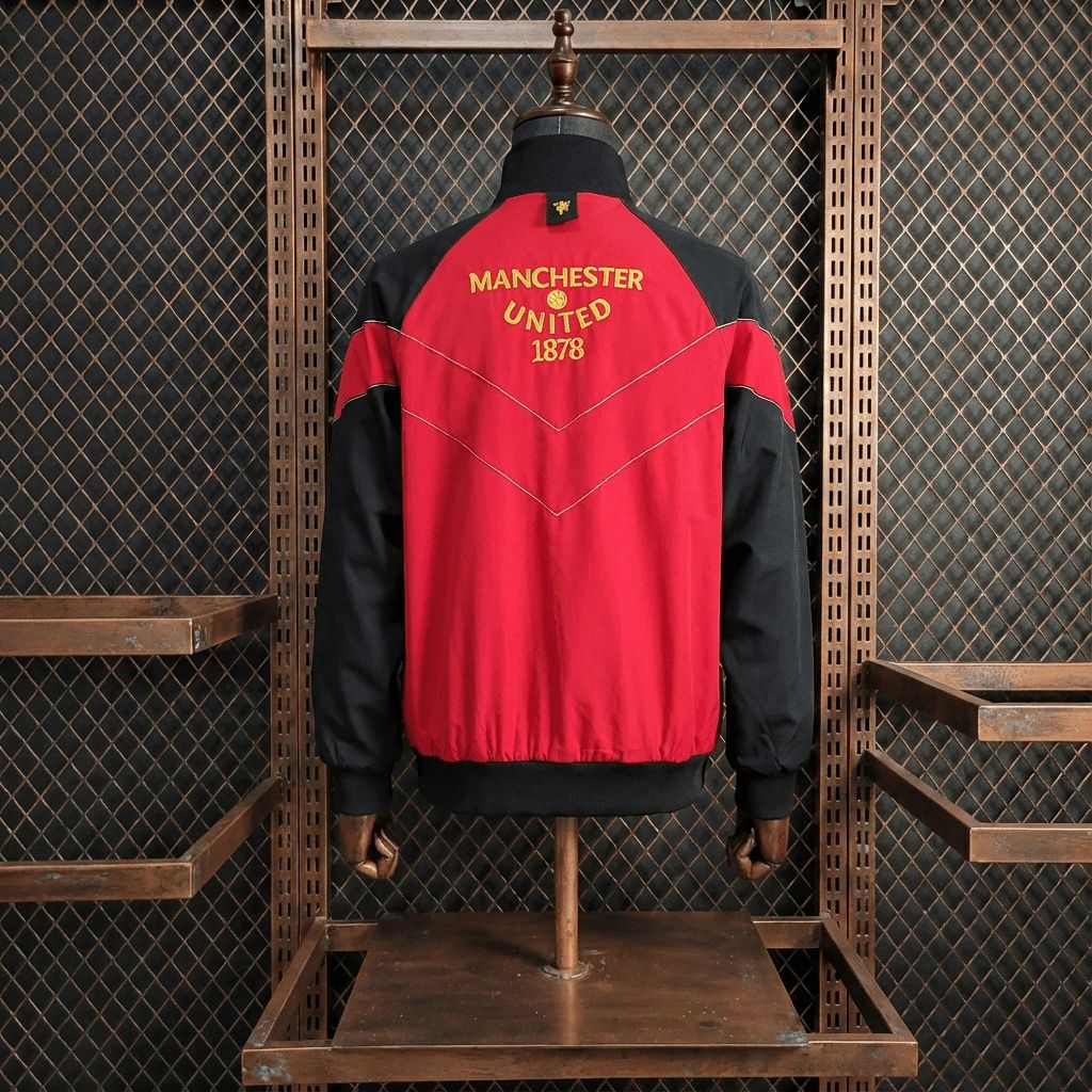 2006/07 Vintage Style Manchester United Red Windbreaker Sport Unifom jersey Sport Unifom