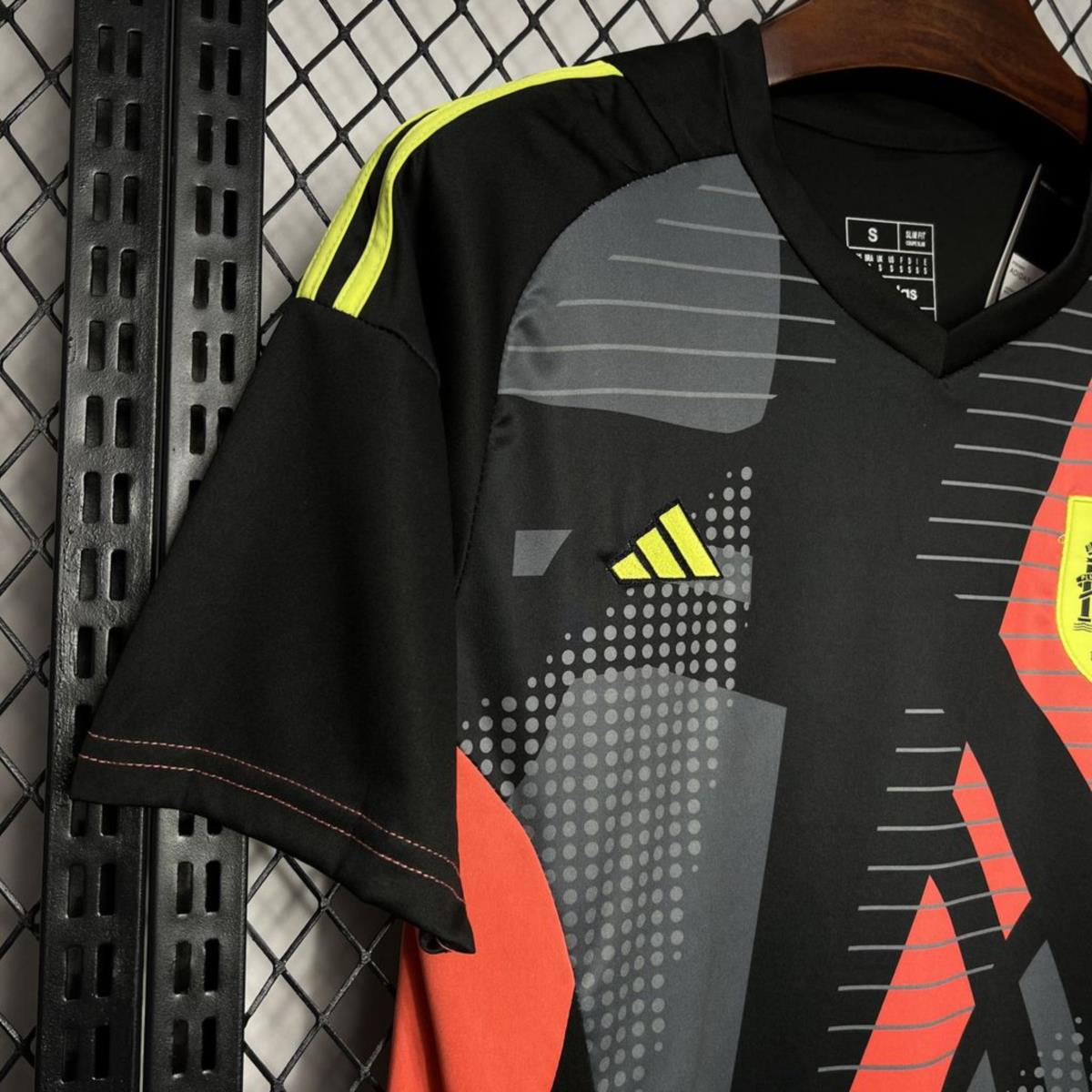 24/25 Spain Euro Goalkeeper uniform Jersey Fan Version