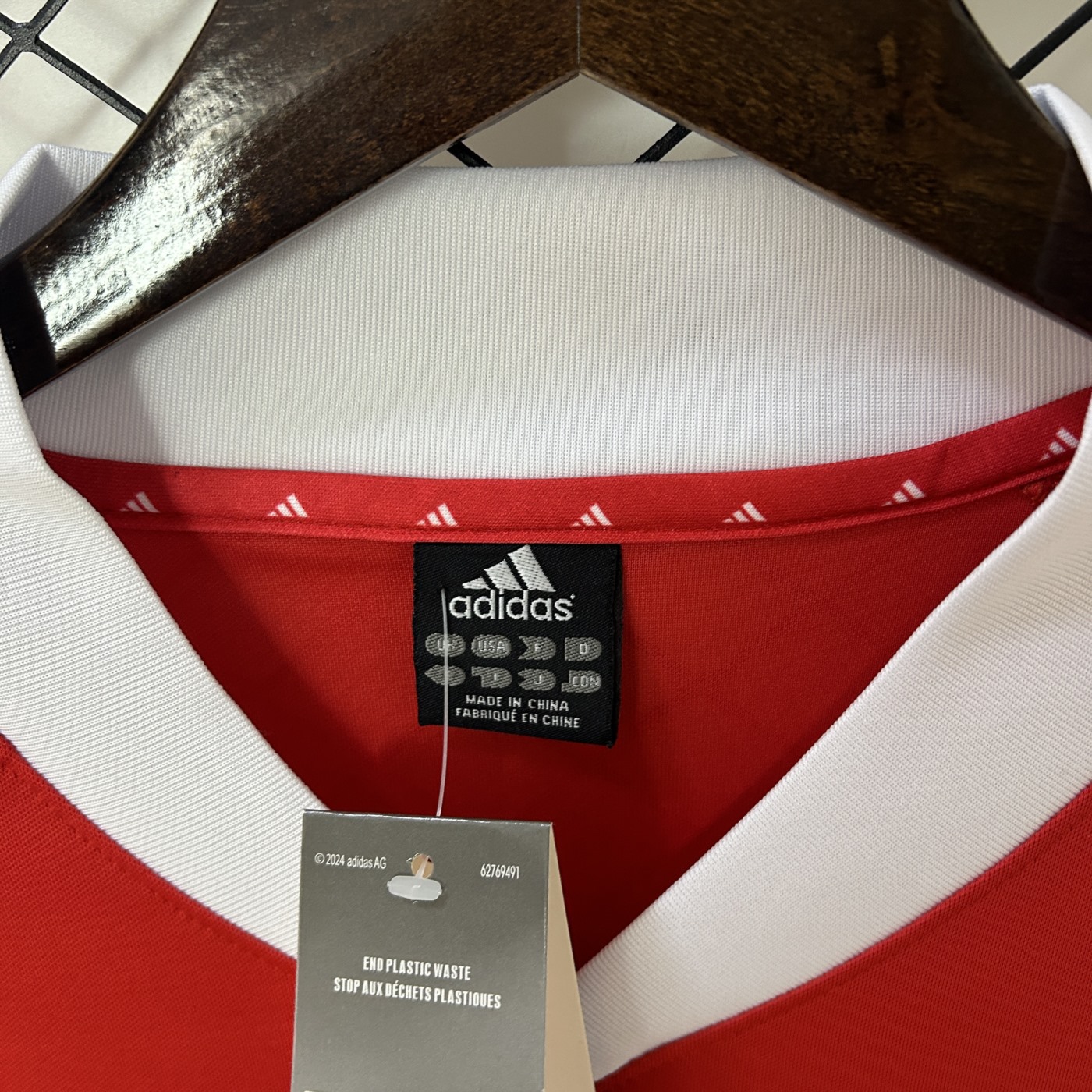 Retro Benfica 04/05 Home jersey Fan Version