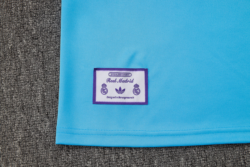 202526 Real Madrid Light blue Long-sleeved half-pull training kit Football team kit