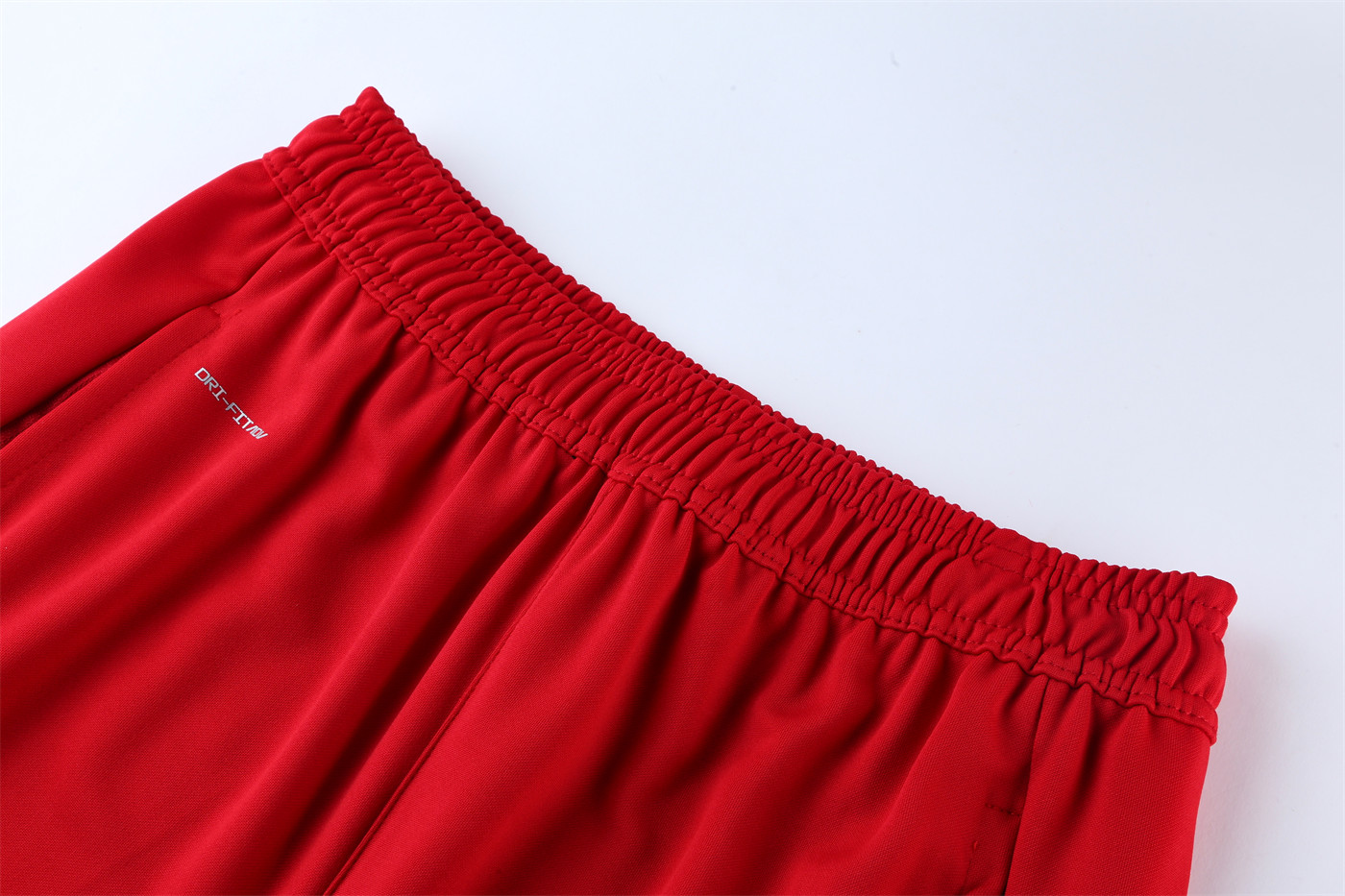 2021 Liverpool Red Long-sleeved half-pull training kit Football team kit