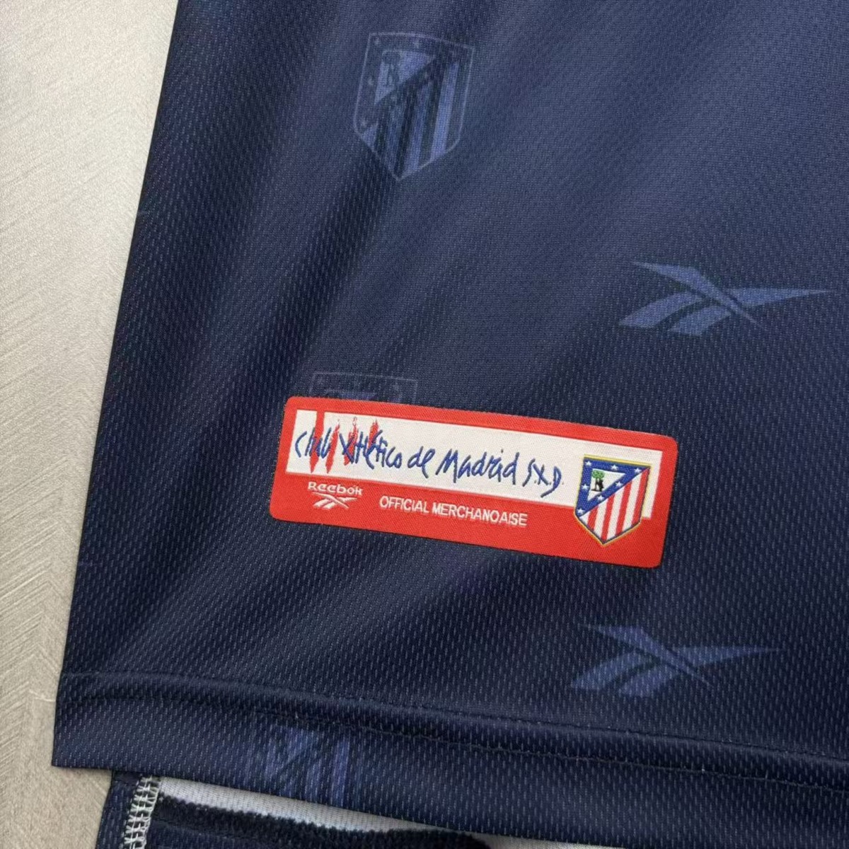 Retro Atletico Madrid 1998/99 Away Jersey Fan Version