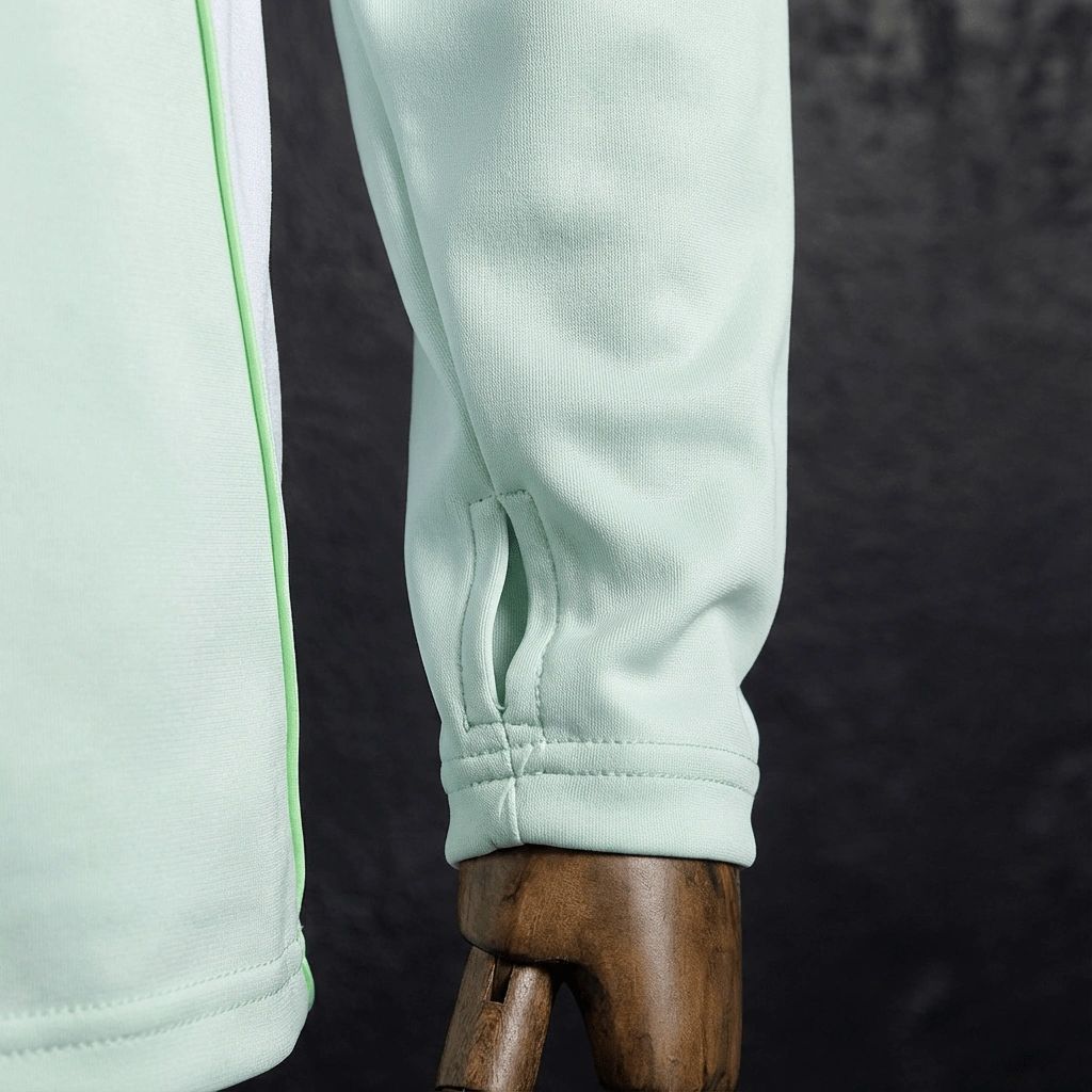 2025/26 Zaragoza Half-Pull long Sleeve Light Green Hoodie