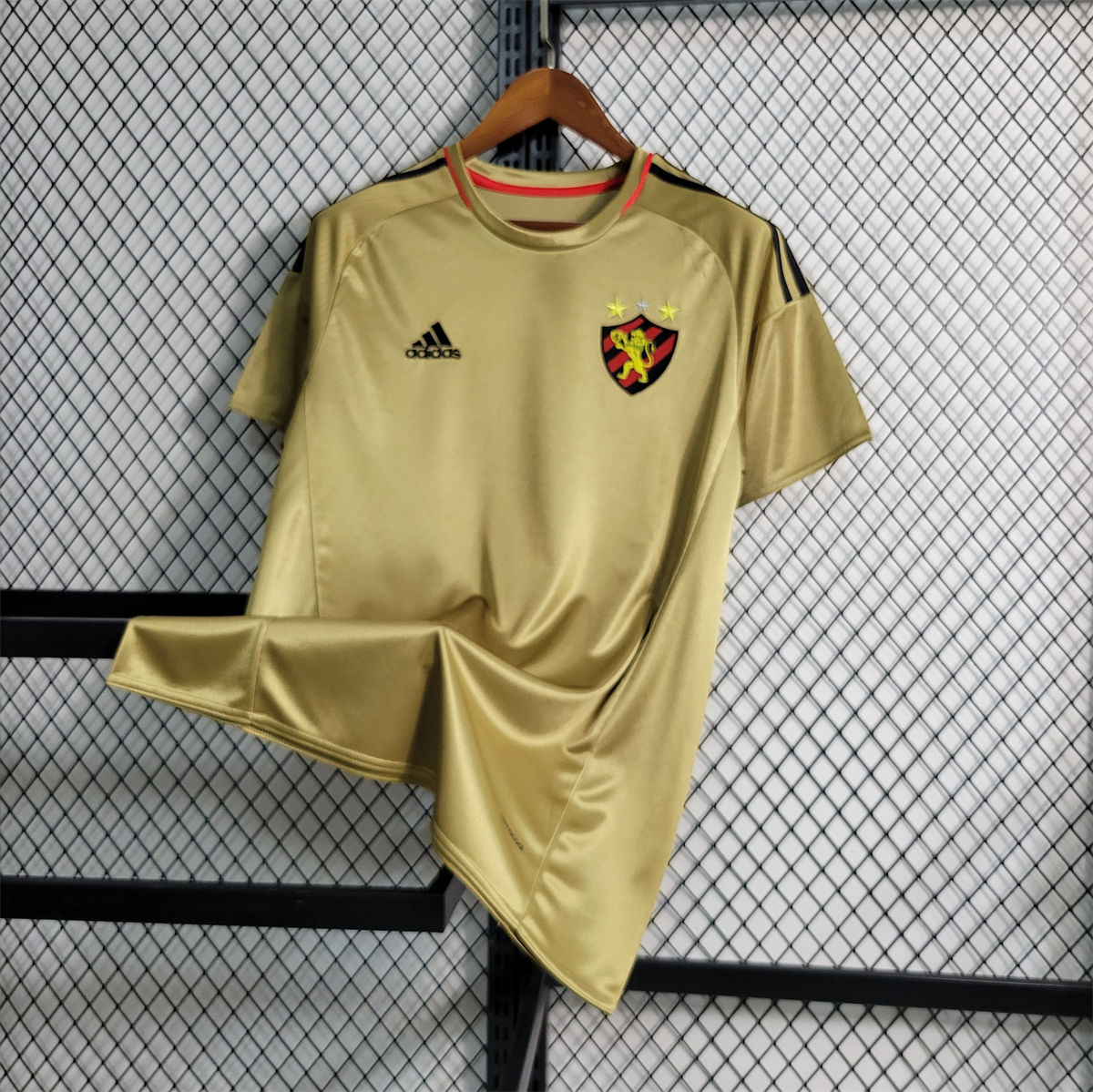 Retro 2016/17 Sport Recife Gold jersey Fan Version