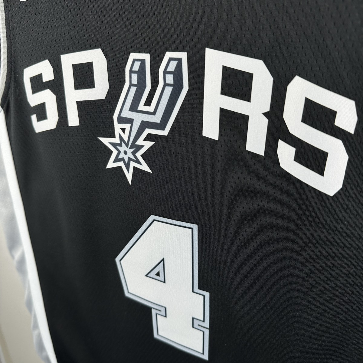 NBA San Antonio Spurs FOX#4 2022/23 Black Icon Edition Swingman Jersey S-XXL